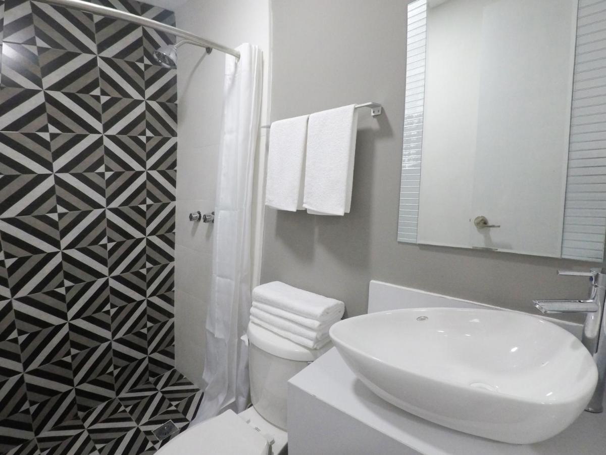 Casa Moderna Equipada Como En Pequeno Hotel Hab 4 몬테레이 외부 사진