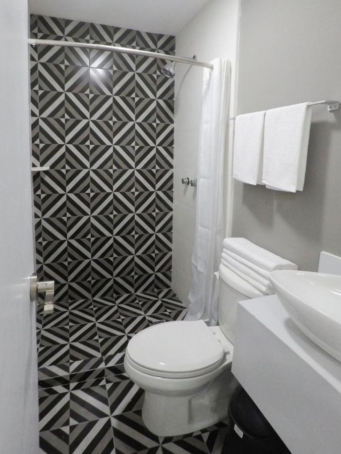 Casa Moderna Equipada Como En Pequeno Hotel Hab 4 몬테레이 외부 사진